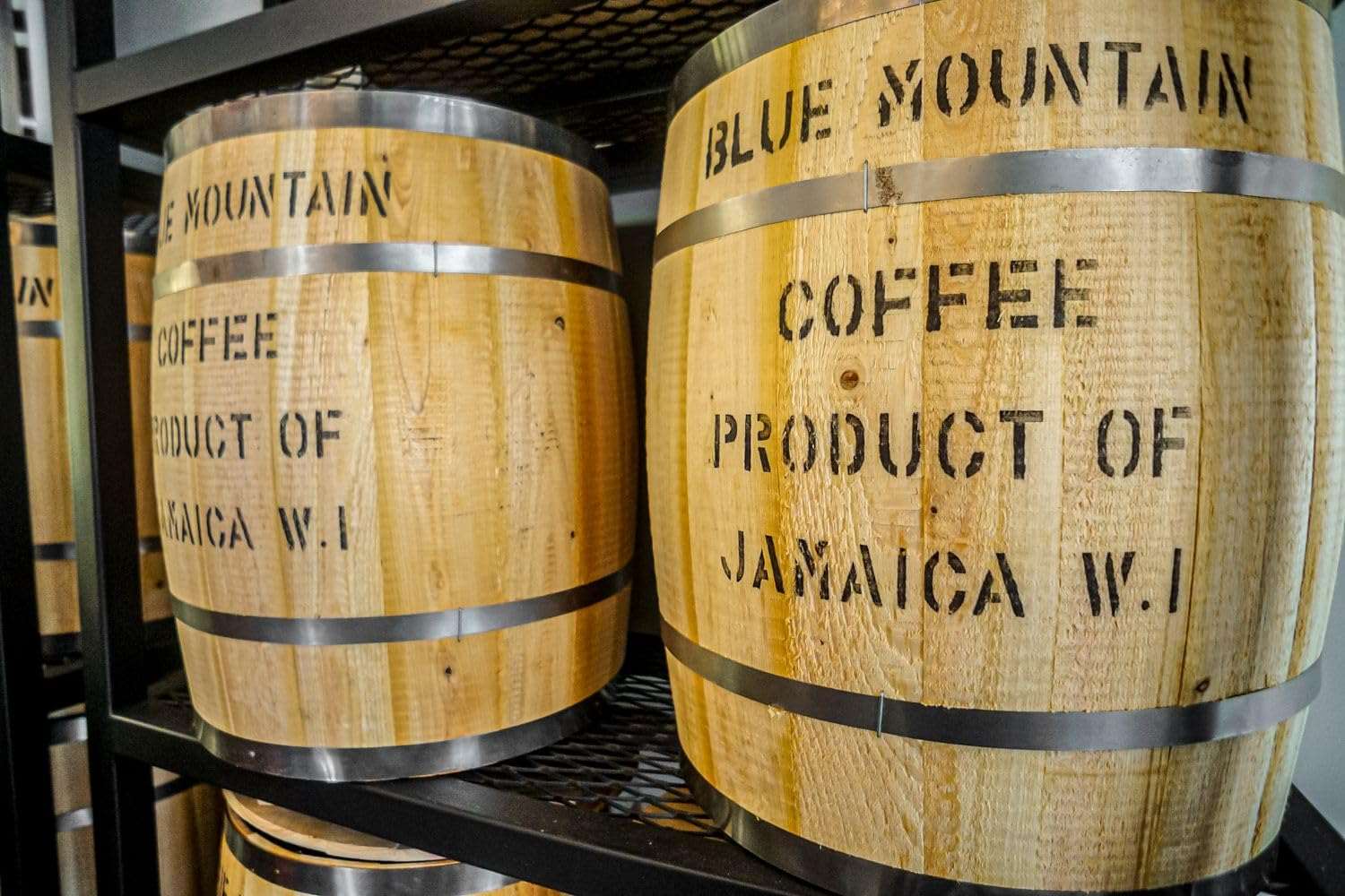 1 LB FRESH, AUTHENTIC Jamaica Blue Mountain Coffee Beans | Dark Roast | Burlap Bag | Makes a Great Gift! - Image 4