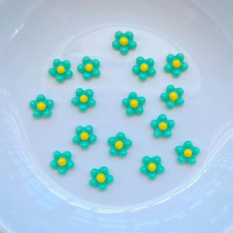 100Pcs New Cute Mini Sun Flower Series Resin Flatback Cabochon Scrapbook Kawaii Embellishments Accessories - Image 4