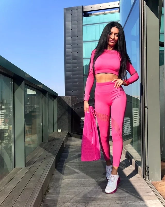 2 Piece Gym Set Women Hollow Out Yoga Set Long Sleeve Top High Waist - Image 6