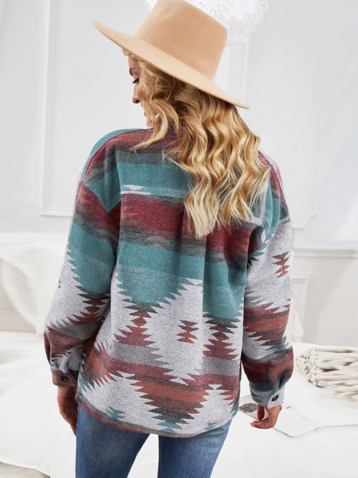 2024 Winter New Arrival Cardigan Single Breasted Outwear Female Fashion Keep Warm and Emit Heat Loose Plus Size Long Sleeve Slim-Fit Top - Image 2