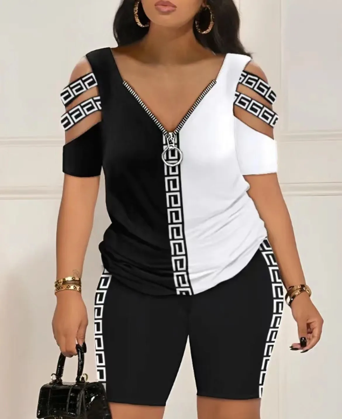2025 Fashion Sexy Out T Shirt And Shorts 2 Piece Sets Women Outfit Summer Casual Loose Print T Shirts Two Piece Set For Women - Image 3