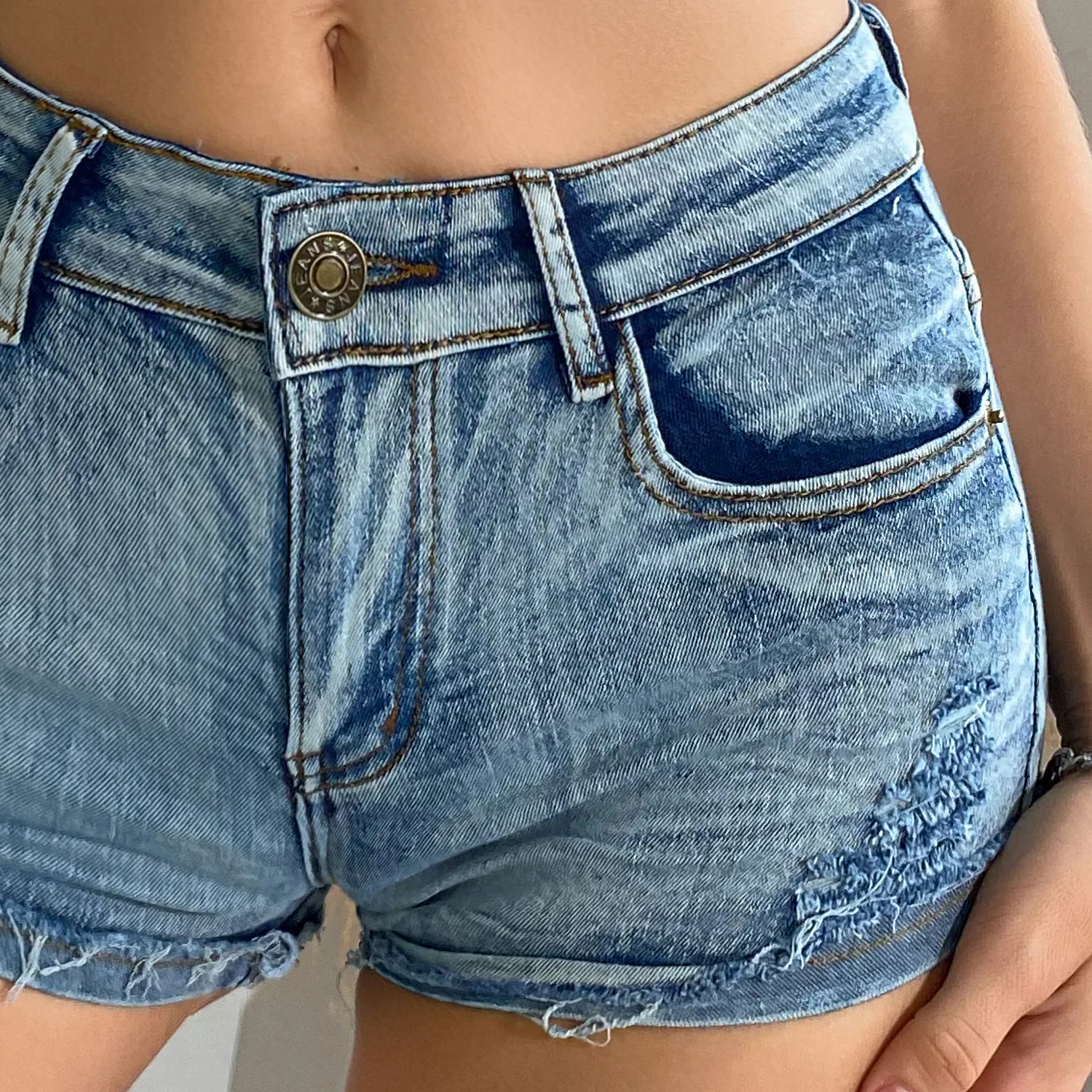 2025 Summer New Women's High-waisted Sexy Jeans Denim Shorts with Button - Image 5