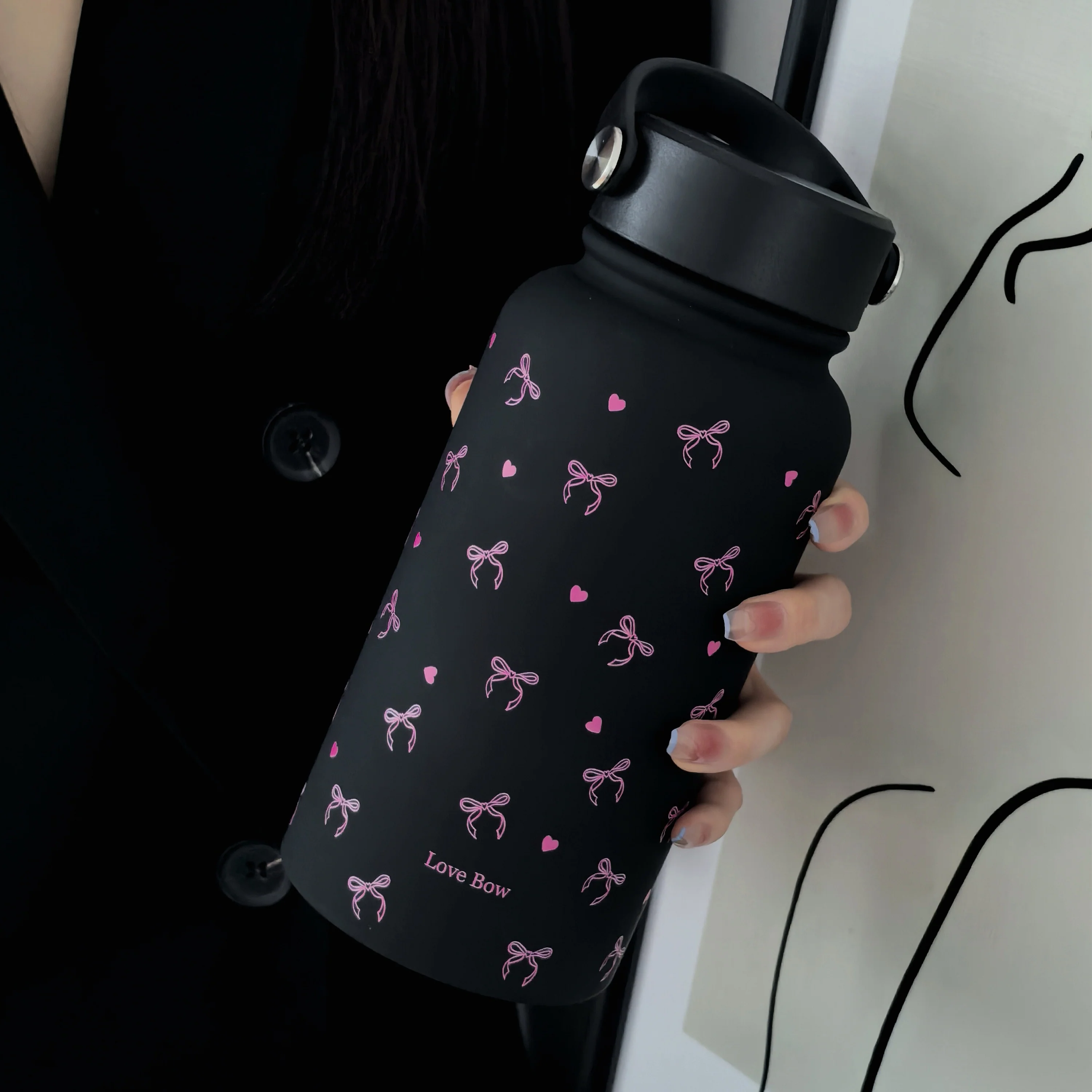 22oz 650ml Insulated Stainless Steel Water Bottle - Sports Water Bottles with Silicone Coating, Double-Wall Thermal Insulation, Leak-Proof Design, Carrying Handle, and Thermal Coffee Cup Function - Ideal for Outdoor Enthusias
