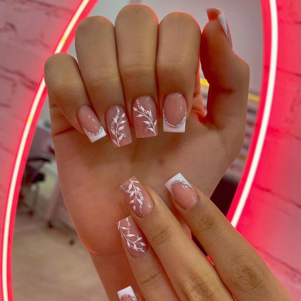 24Pcs Short Square False Nails with Jelly Adhesive Glitter Gradient Design Detachable Fake Fingernails Full Cover Press on Nails - Image 10