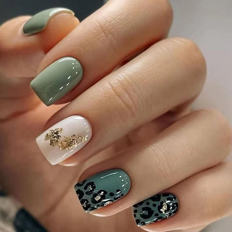 24Pcs Short Square False Nails with Jelly Adhesive Glitter Gradient Design Detachable Fake Fingernails Full Cover Press on Nails - Image 32