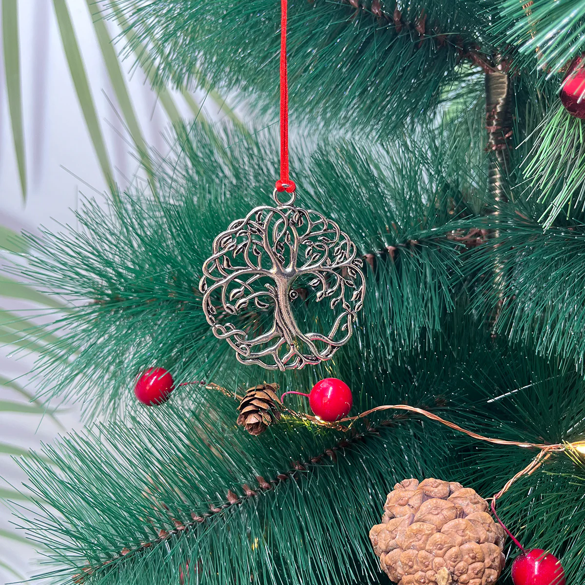 Add a Festive Touch to Your Home with This 1pc Christmas Tree Pendant! - Image 13