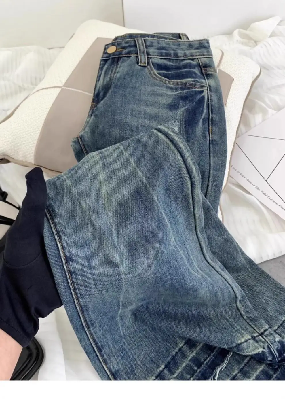 American retro low-waisted jeans female autumn new embroidery old casual fashion temperament slim Joker bell bottoms. - Image 21