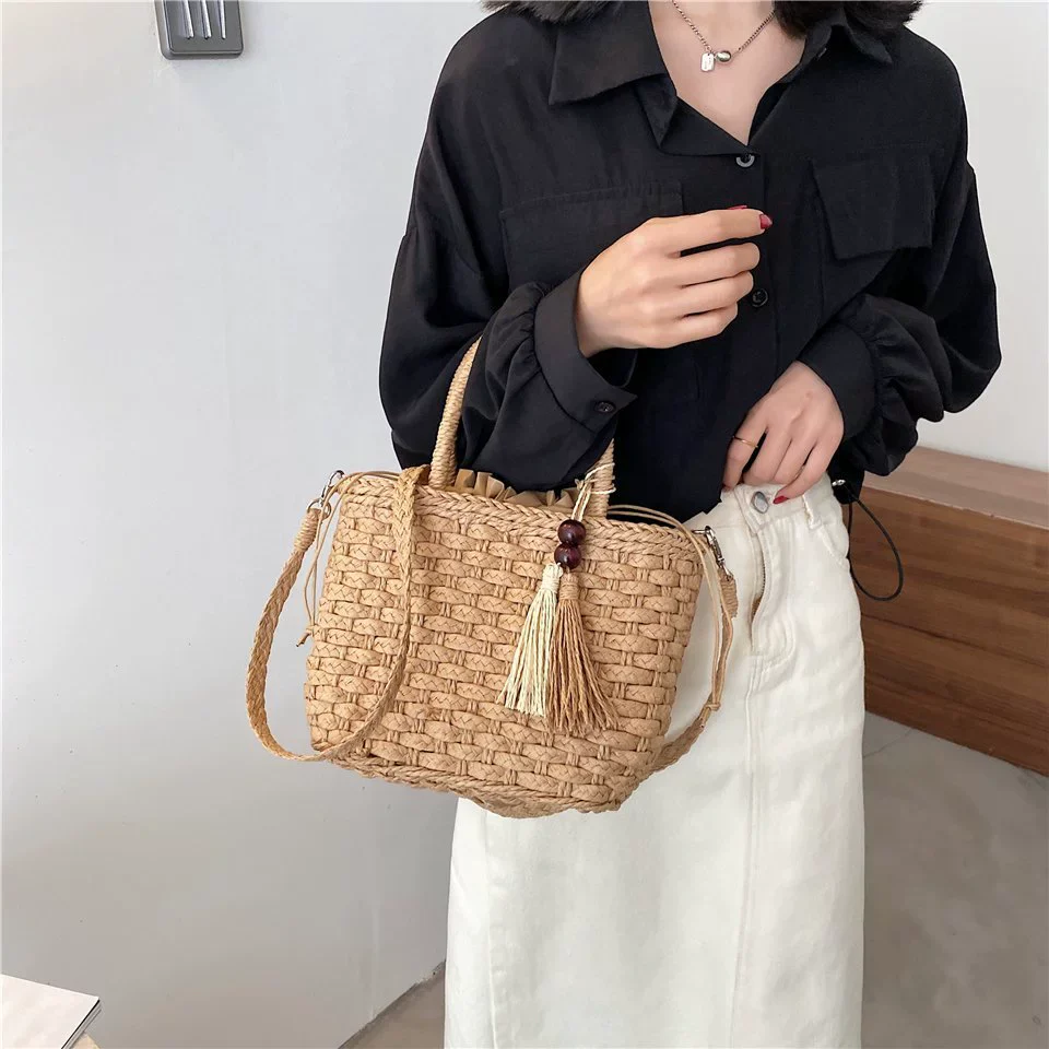 Bag Female K-style Seaside Vacation Tassel Straw Woven Bag - Image 3