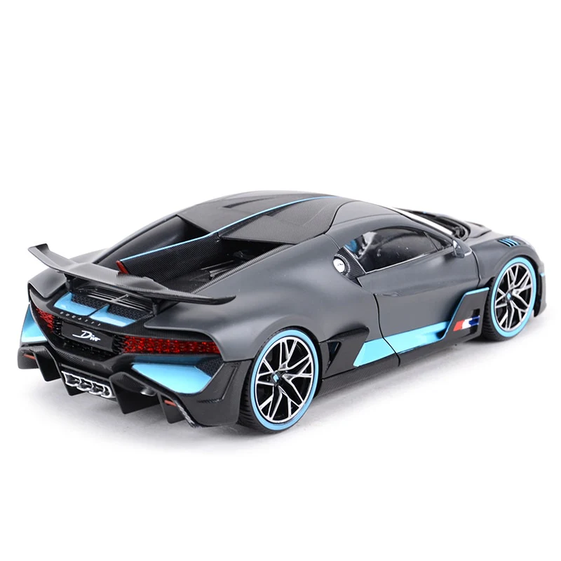 Bburago 1:18 Bugatti Divo Sports Car Static Simulation Die Cast Vehicles Collectible Model Car Toys - Image 3