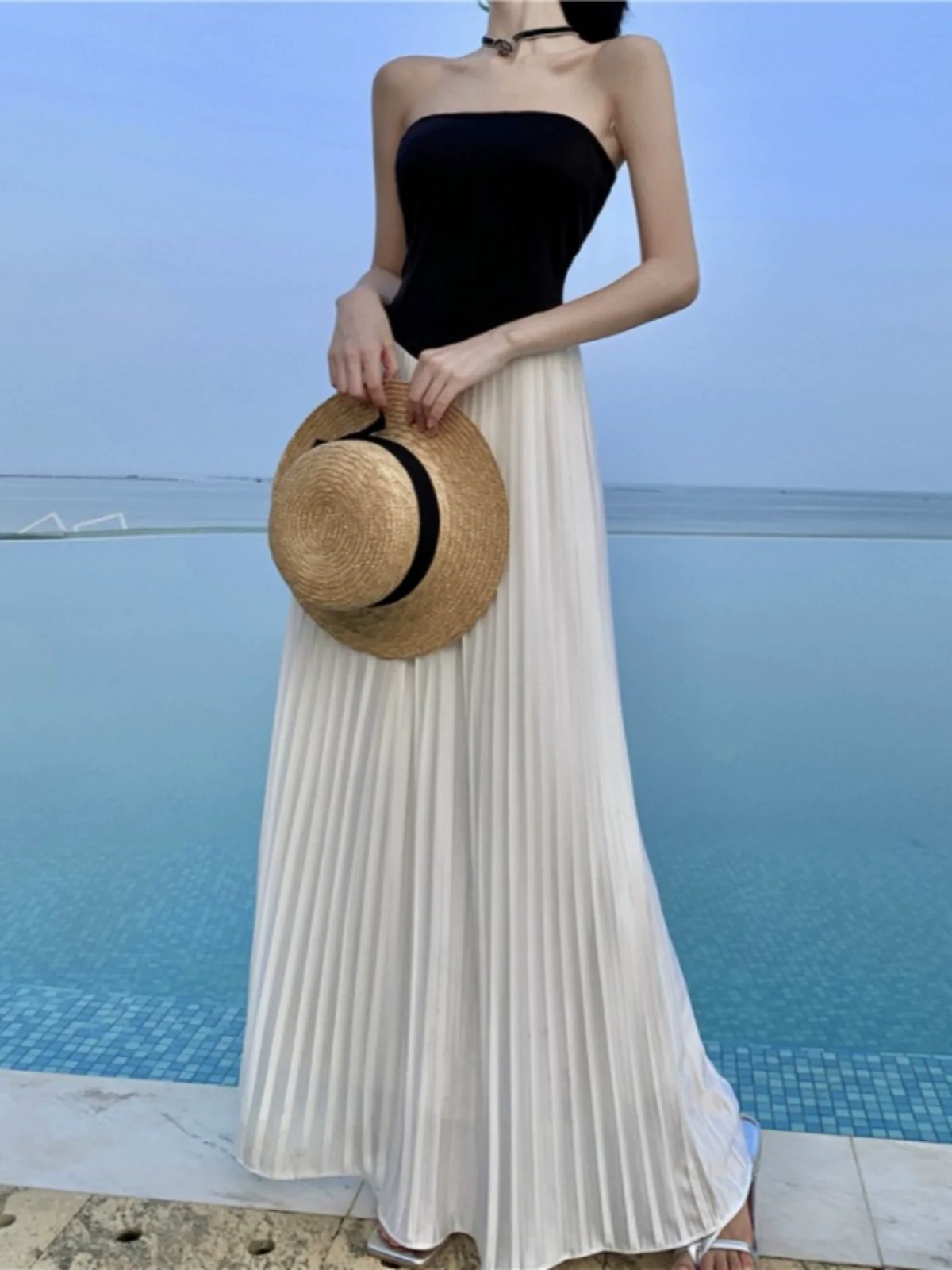 Black and White Pleated Fancy Long A- line Skirt Tube Top - Image 4