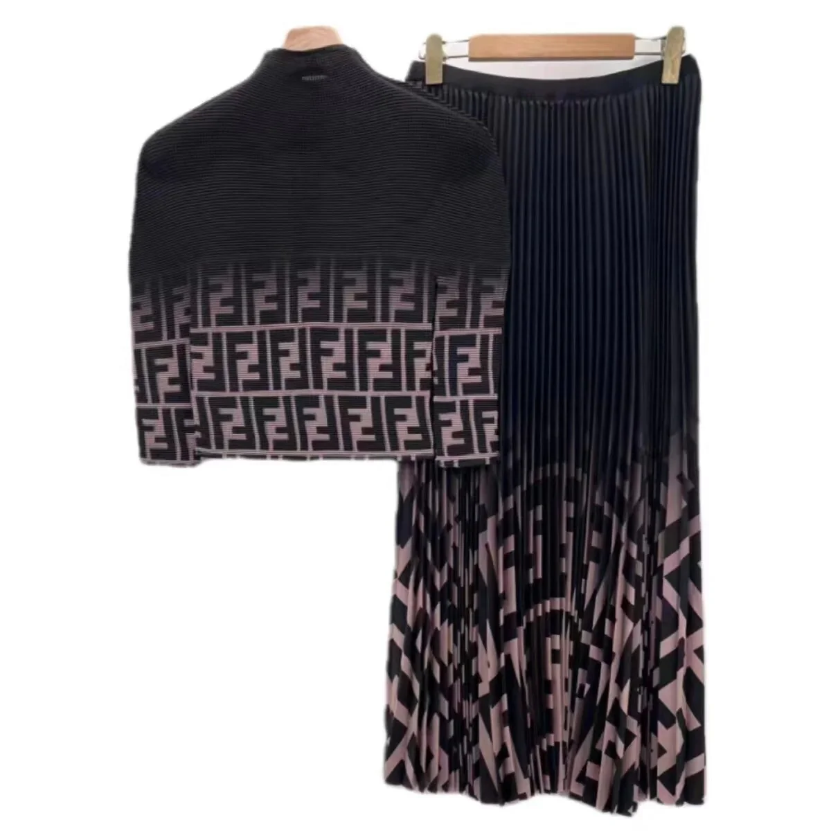 Bohemian Set For Women Gradient Letter Print Long Sleeve Top And Pleated Design Skirt Dress Set Elegant Lady Suit Versatile Sets - Image 9