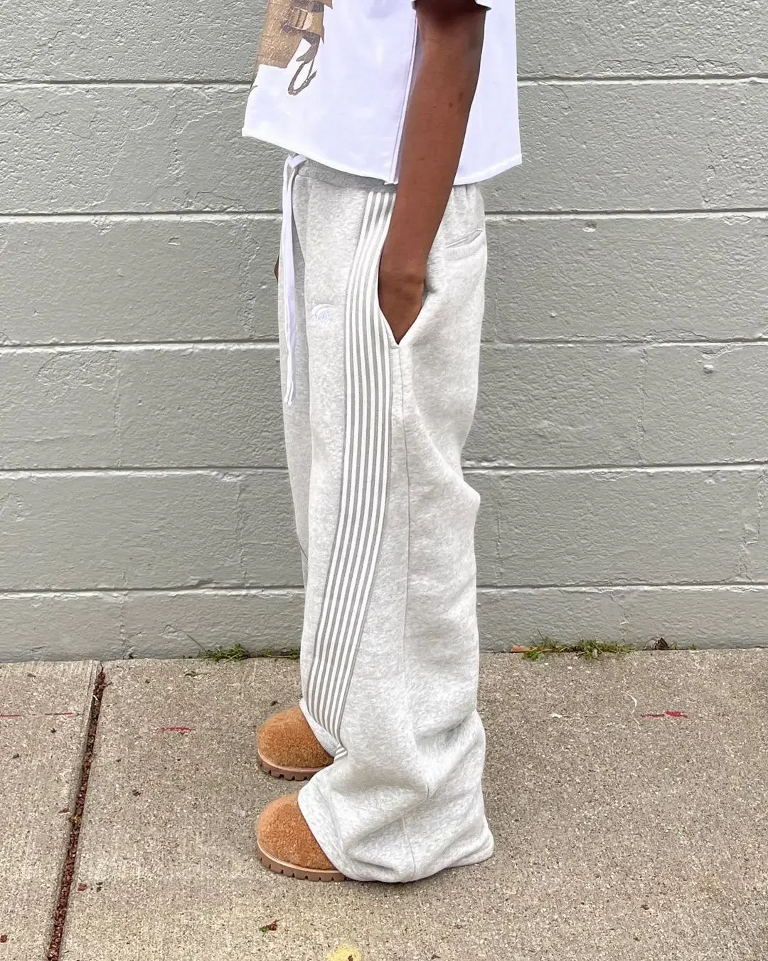 Casual Loose Straight Leg Pants Striped 2025 Summer Fashion Trend Brand Street Hip-hop Jogging Men's Women's Harajuku Sweatpants - Image 4