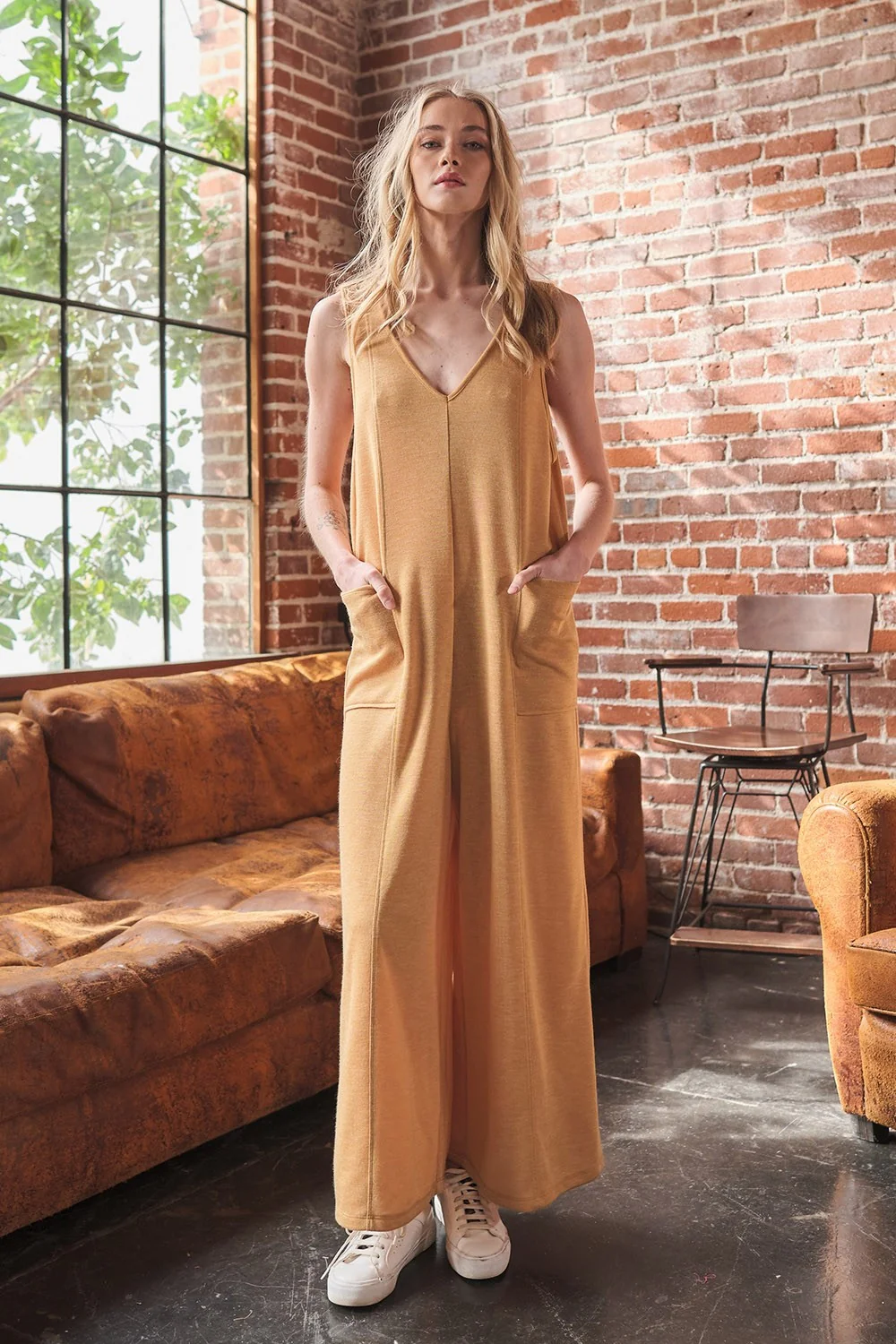 Ces Femme V-Neck Sleeveless Wide Leg Jumpsuit - Image 4
