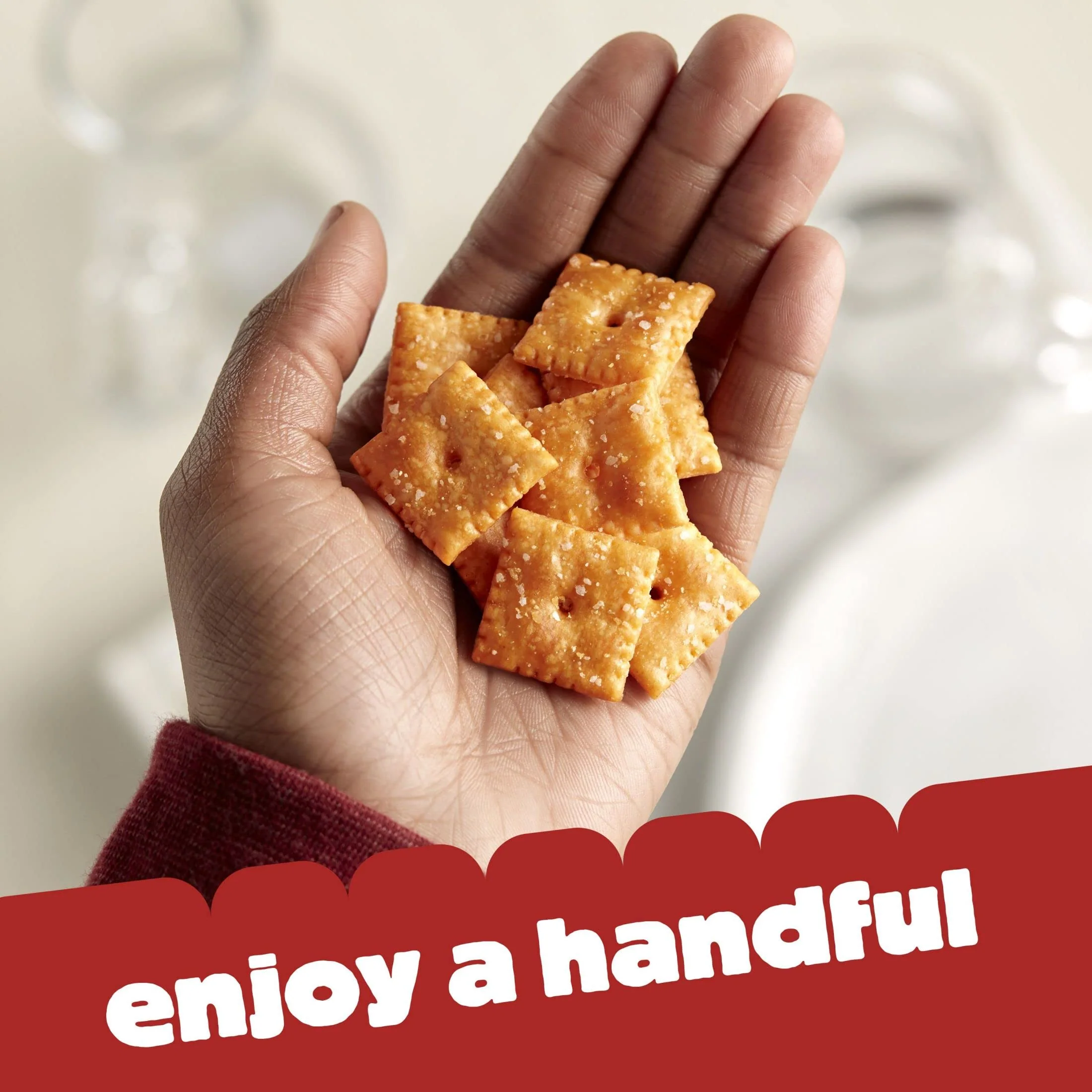 Cheez-It Cheese Crackers, Baked Snack Crackers, Lunch Snacks, Original (40 Packs) - Image 3