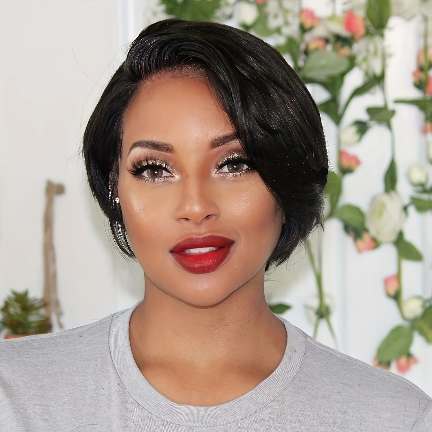 Chic Short Curly Pixie Wig - Synthetic Bob Style for Effortless Glamour - 6 Inch, Ideal for Daily Wear and Instant Makeover