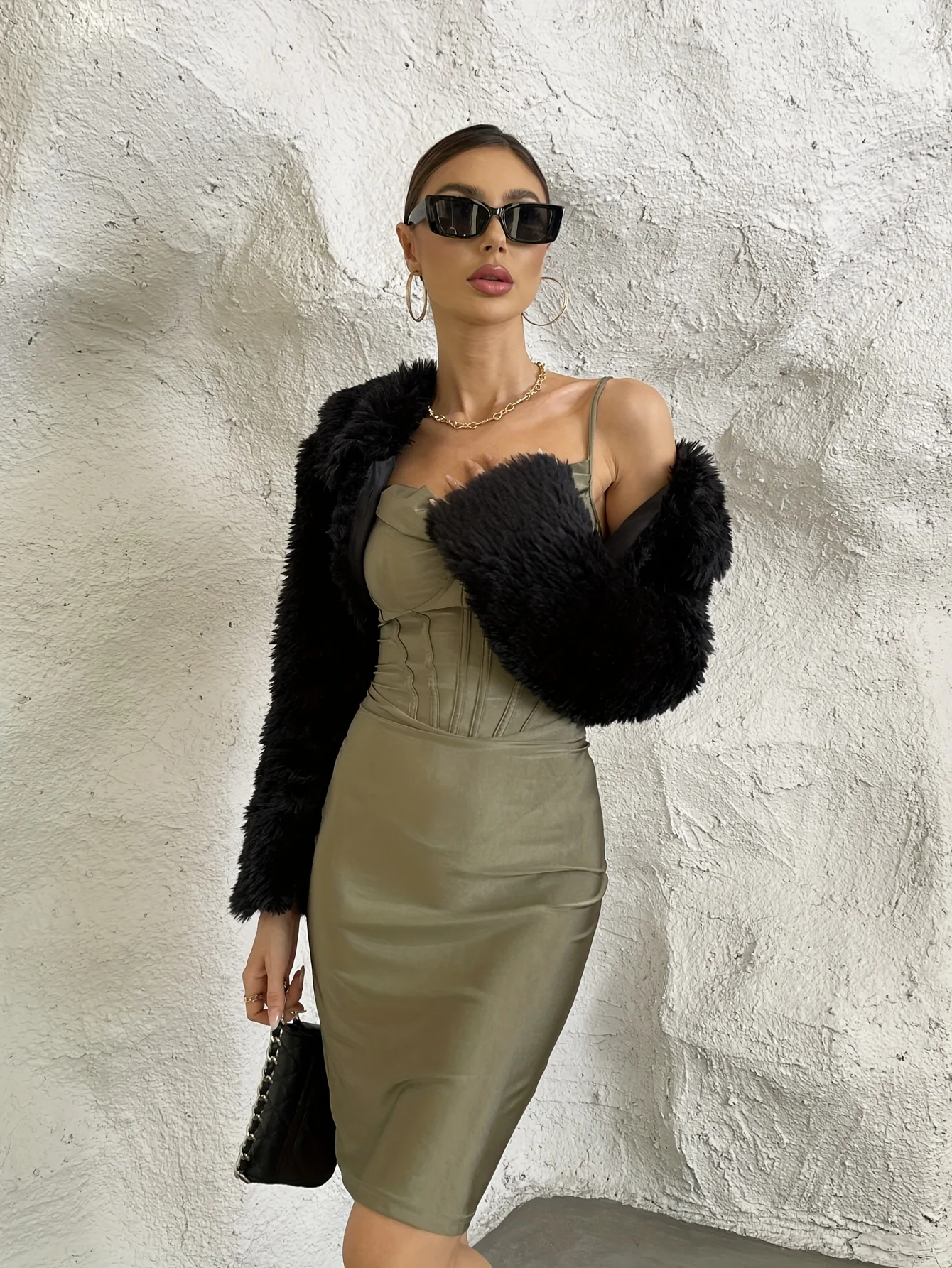 Chic Winter Warmth: Lapel CropTeddy Coat in Solid Color - Comfortable, Easy-Care, Perfect for Everyday Wear - Image 10