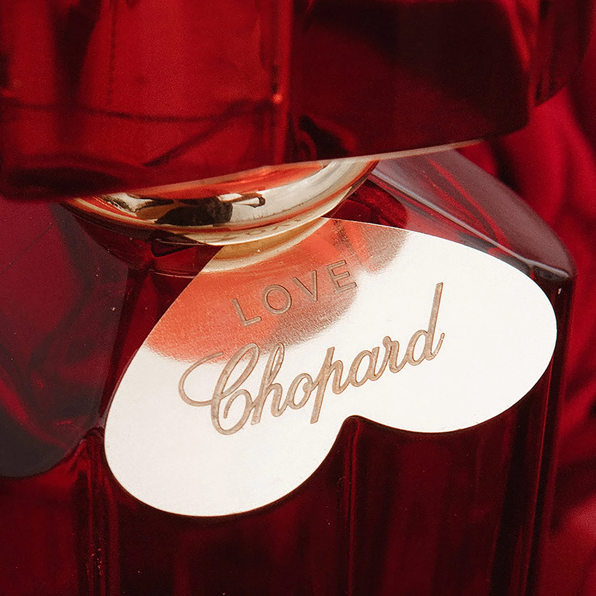 Chopard Love For Women - A Seductive, Romantic Eau De Parfum Fragrance For Her - Sweet, Fragrant Rose With Complimenting Citrus And Jasmine Notes - Elegant, Noble Glass Bottle Design - 3.4 Oz - Image 2