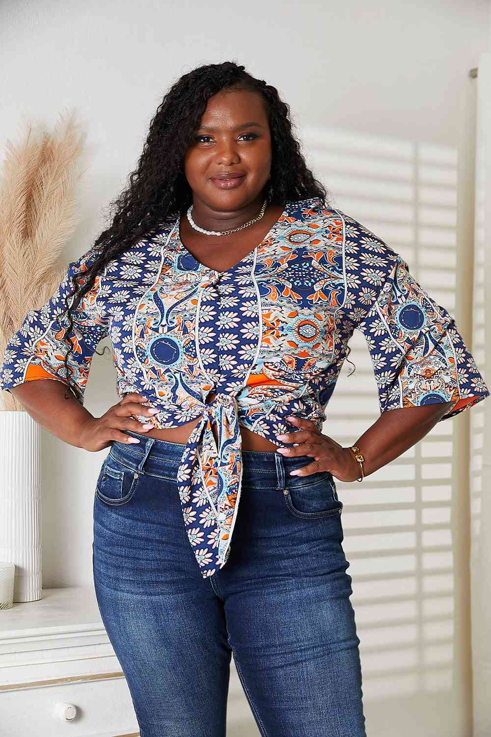 Double Take Tie Hem V-Neck Three-Quarter Sleeve Blouse - Image 10