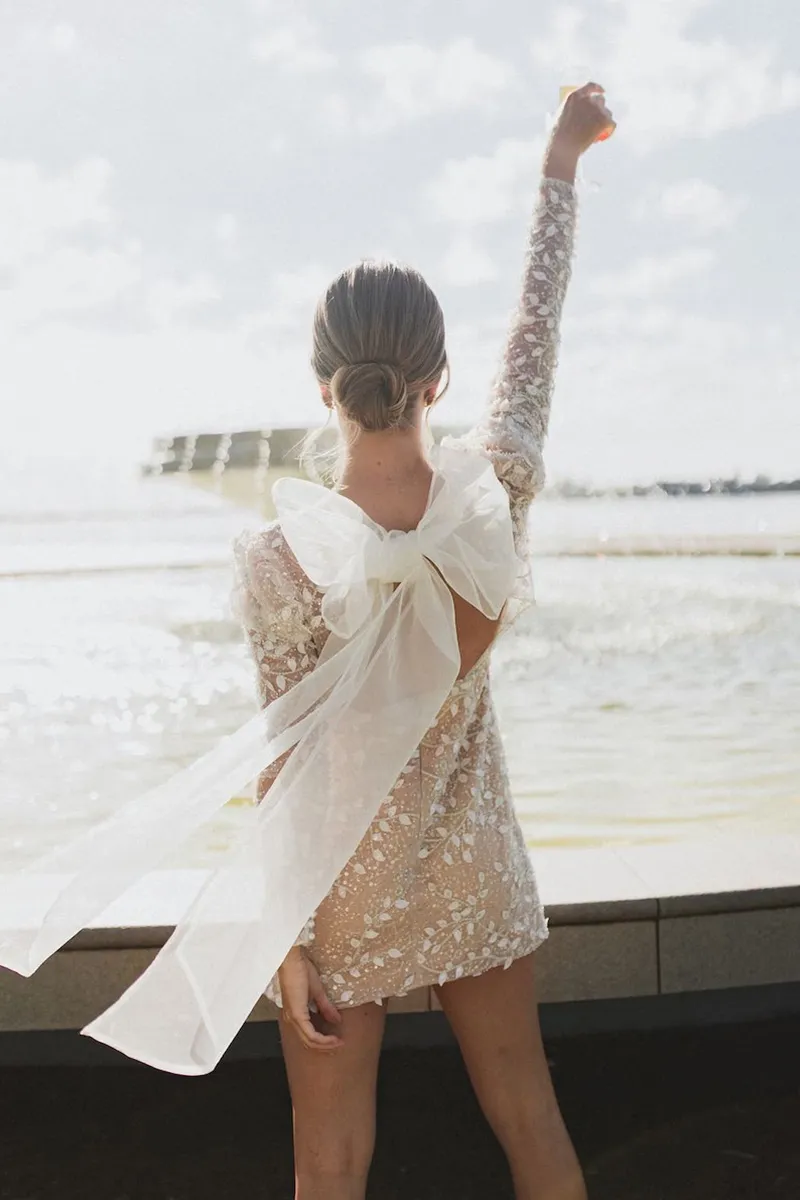 DREAM Beach V Neck Lace Short Wedding Dresses Long Sleeves With Bow Mini Backless Beadings Bride Dress Above Knee Bridal Gowns - Image 2