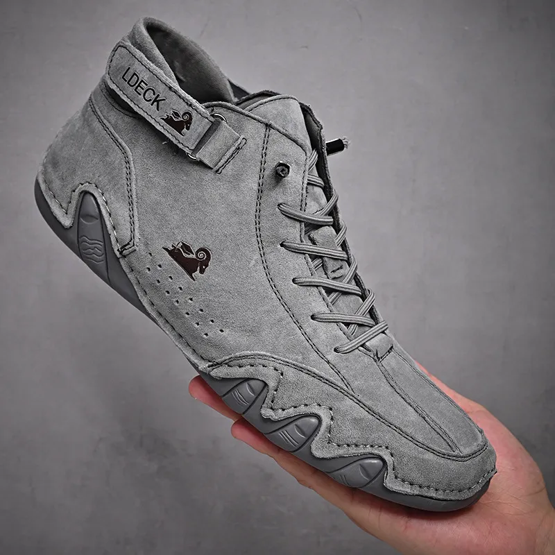 Dropshipping Casual Shoes Men Sneakers Male High Top Sneakers Winter Warm Designer Fashion Loafers Lace Up Shoes Men Boots