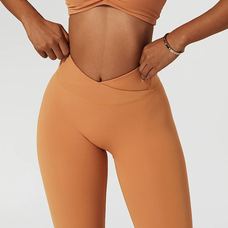 European and American-Style Hip-Lifting Cross-Waist Quick-Dry Fitness Pants - Image 3