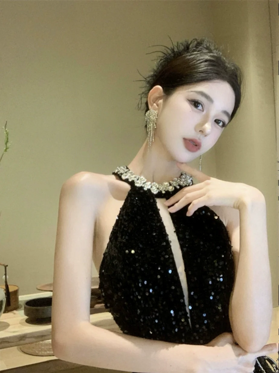 Exquisite Rhinestone Socialite Glitter A- line Skirt Halterneck - Image 3