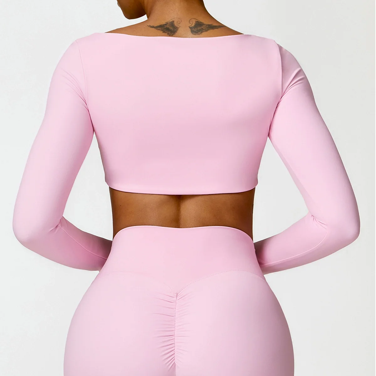 Fashion Winter Tight Outdoor Yoga Clothes Women's Running Fitness Clothes Brushed T-shirt Long Sleeve Sports Top with Chest Pad - Image 4