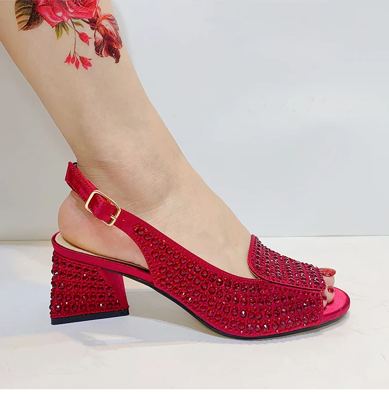 Fashionable Luxury Sandals Top Italian Designers 2023 Party Bright Diamond Uppers Summer Women's Shoes With High-heeled Nigeria - Image 9