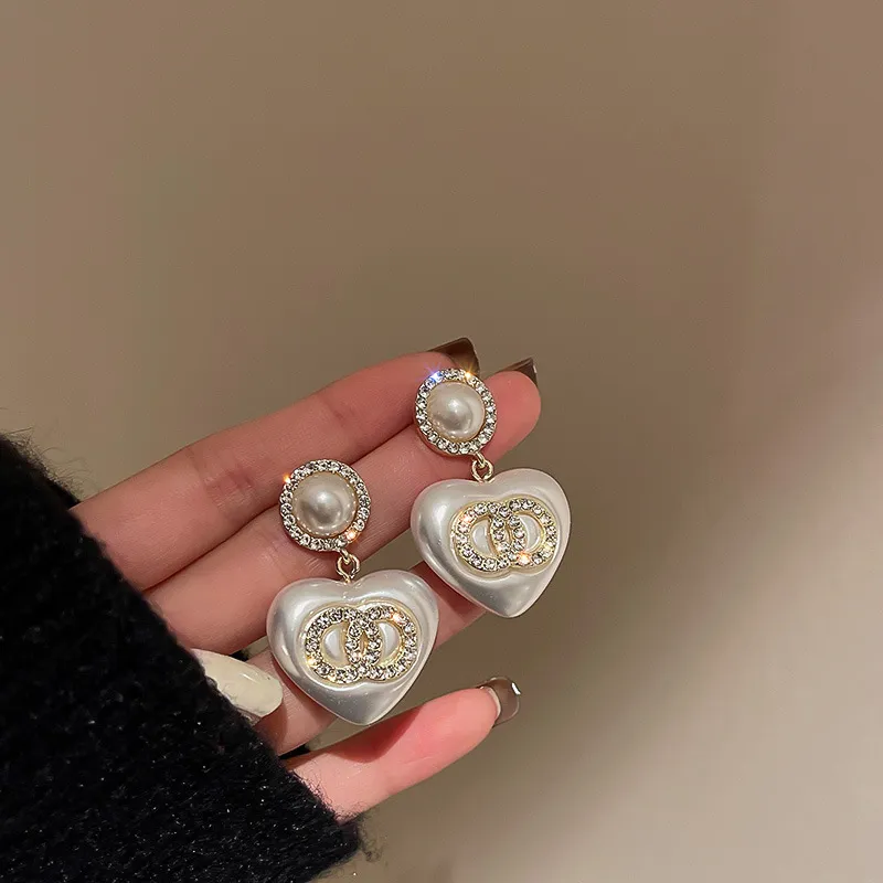 Female Small Fragrance Rhinestones Luxury Pearl Love Necklace Earrings Sweater Chain Clavicle Chain Choker Women Ear Studs - Image 6