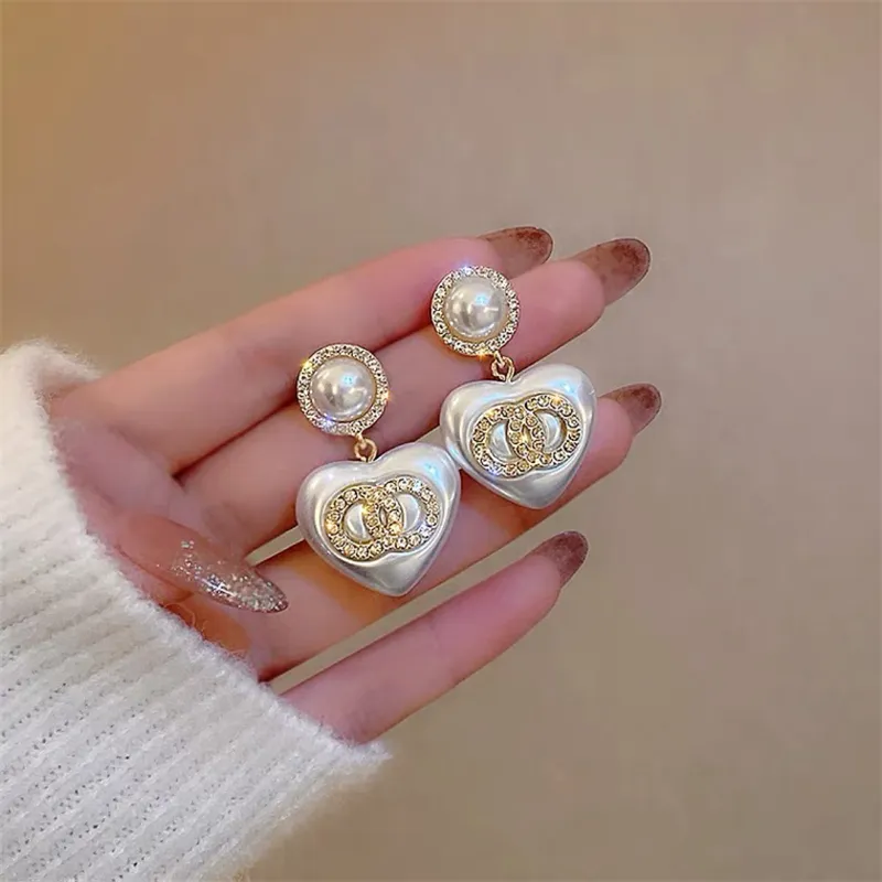 Female Small Fragrance Rhinestones Luxury Pearl Love Necklace Earrings Sweater Chain Clavicle Chain Choker Women Ear Studs - Image 8