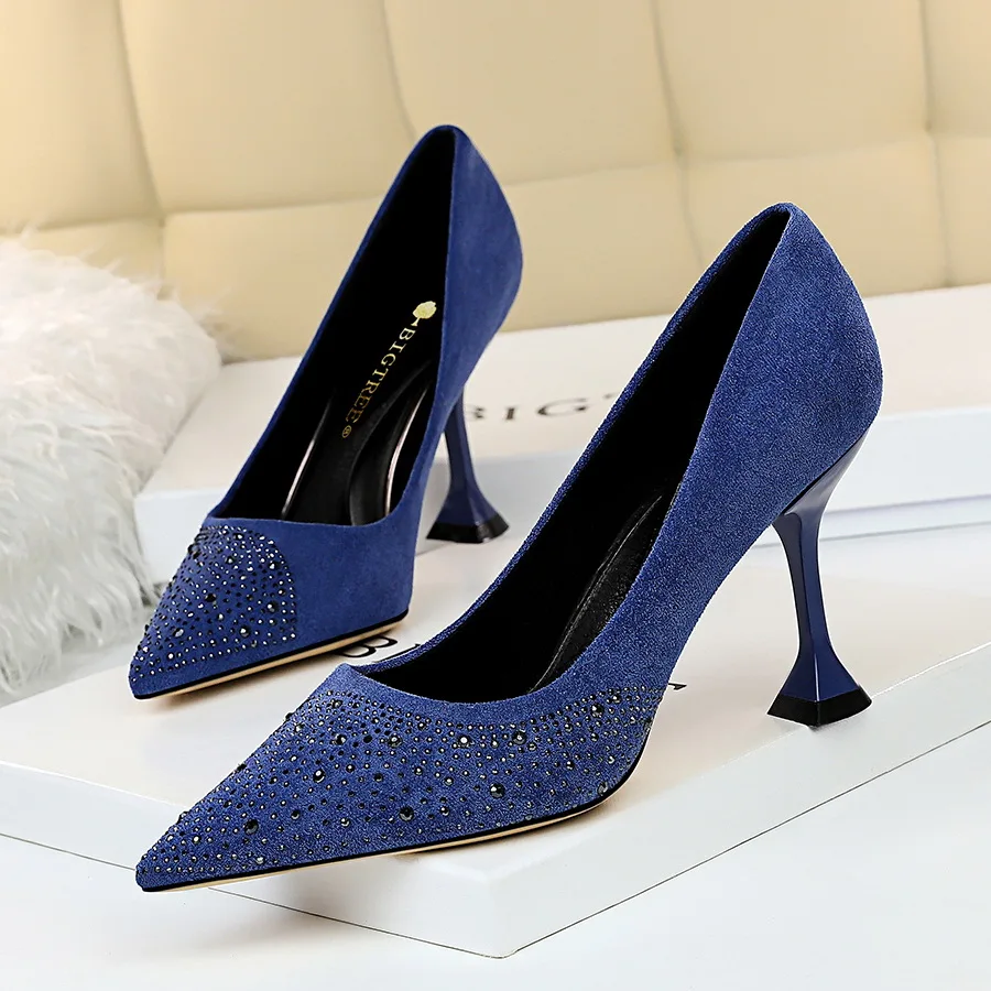Flock High Heels Shoes Women Rhinestone Design Pointed Toe Pumps Ladies Shoes New Arrival - Image 2
