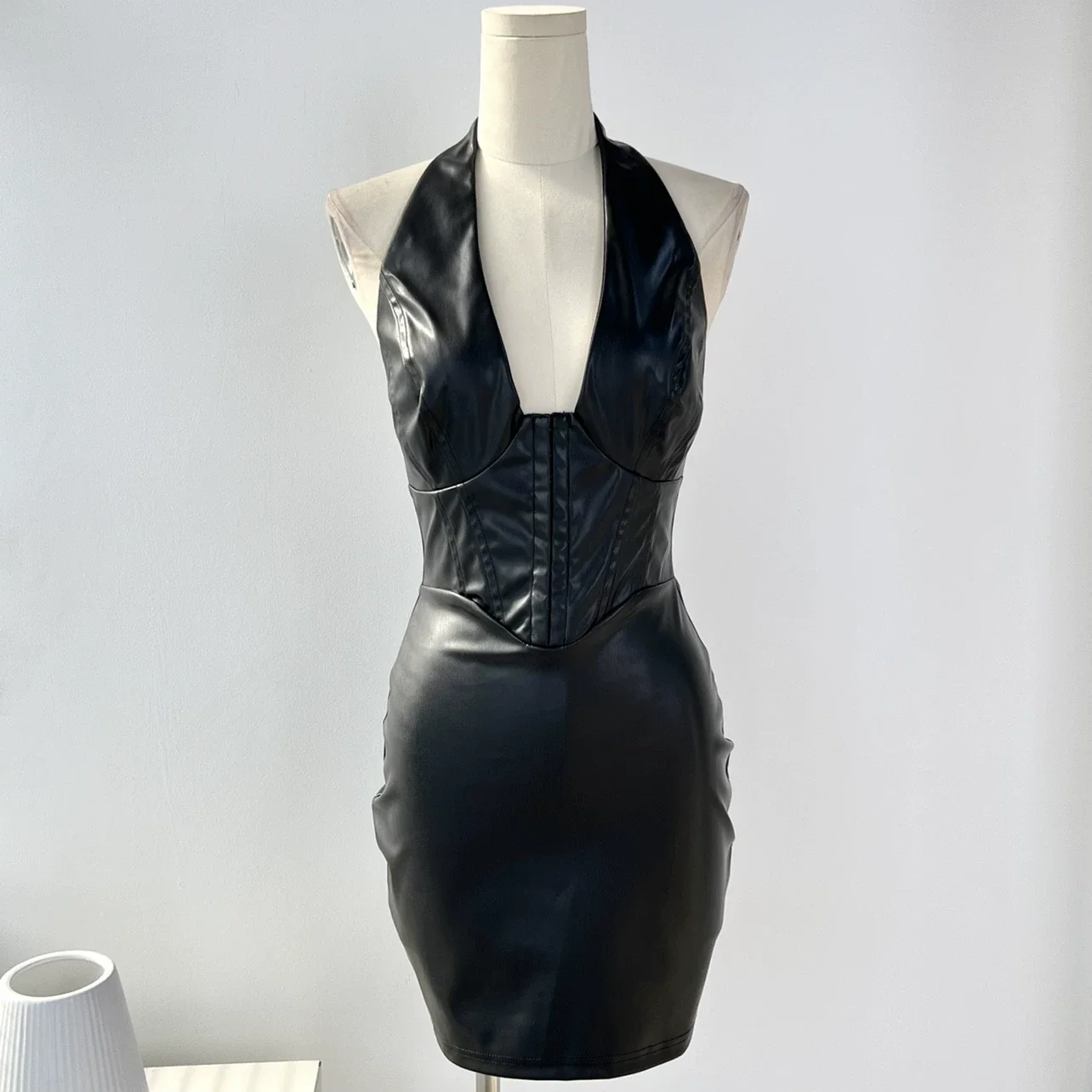 Foreign Trade Original Order European and American Style Fashionable Deep V-neck Halter PU Leather Waist-Tight Slim and Sexy Backless Hip-Wrapped Dress - Image 8