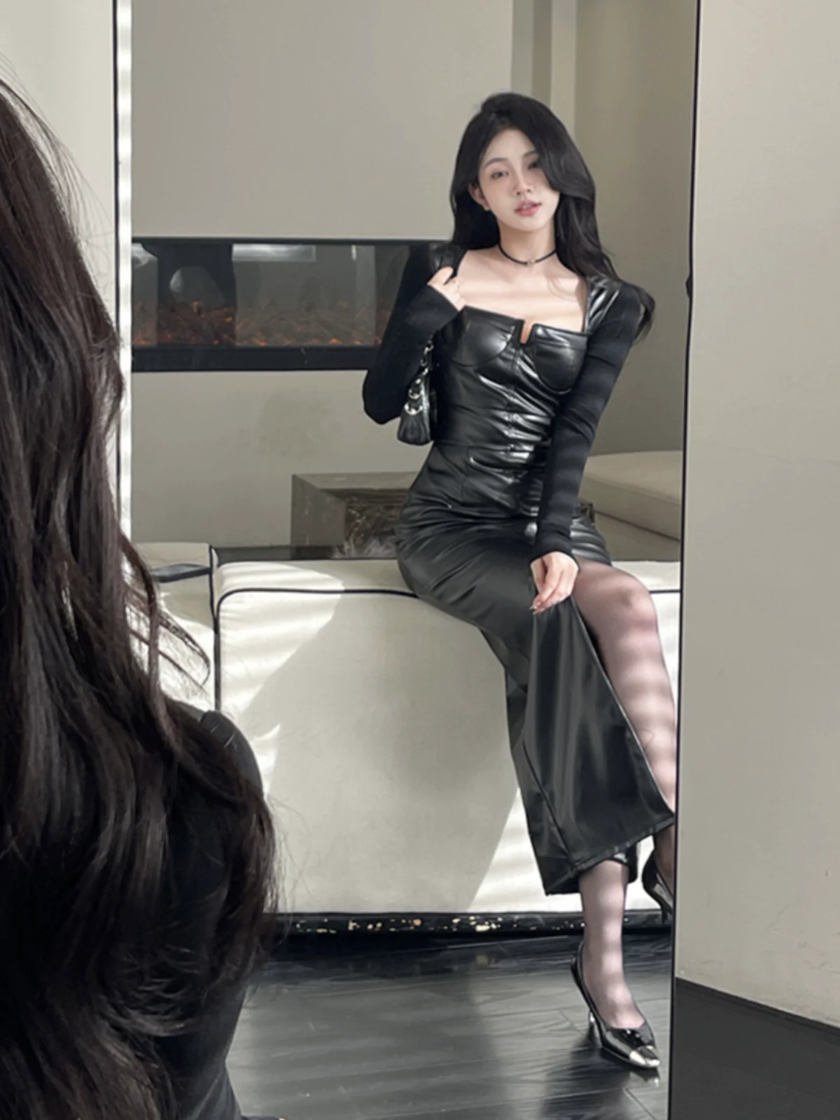 Girlsat18 Slim Pu Slit Black Leather Skirt - Image 5