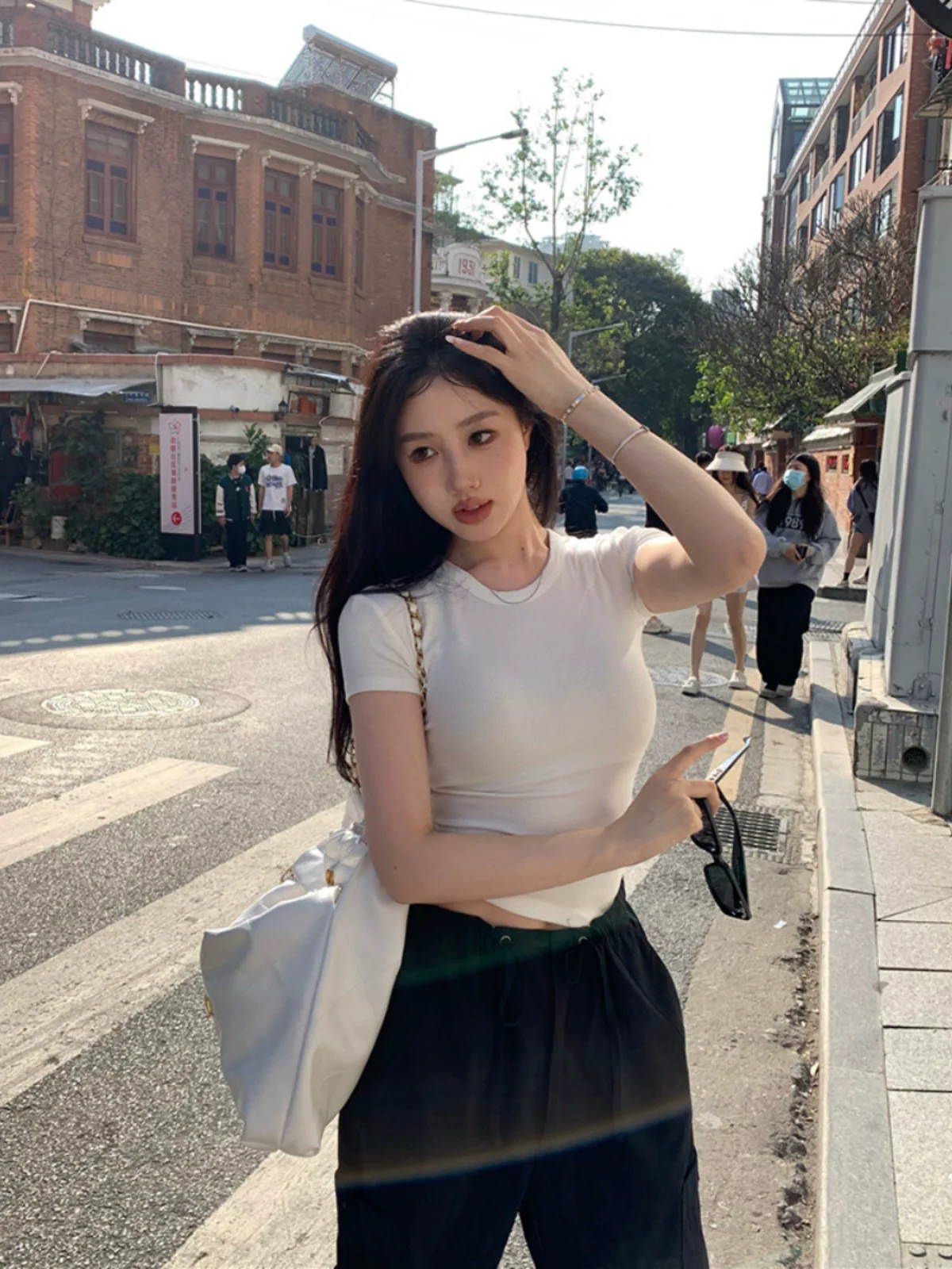Gray Pure Desire Slim Fit Midriff-Baring Top T-shirt with Short Sleeves - Image 3