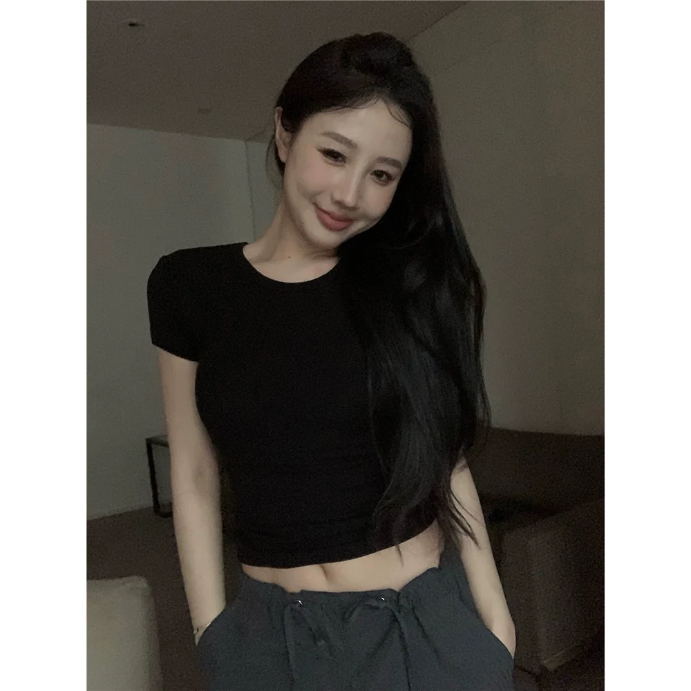 Gray Pure Desire Slim Fit Midriff-Baring Top T-shirt with Short Sleeves - Image 9