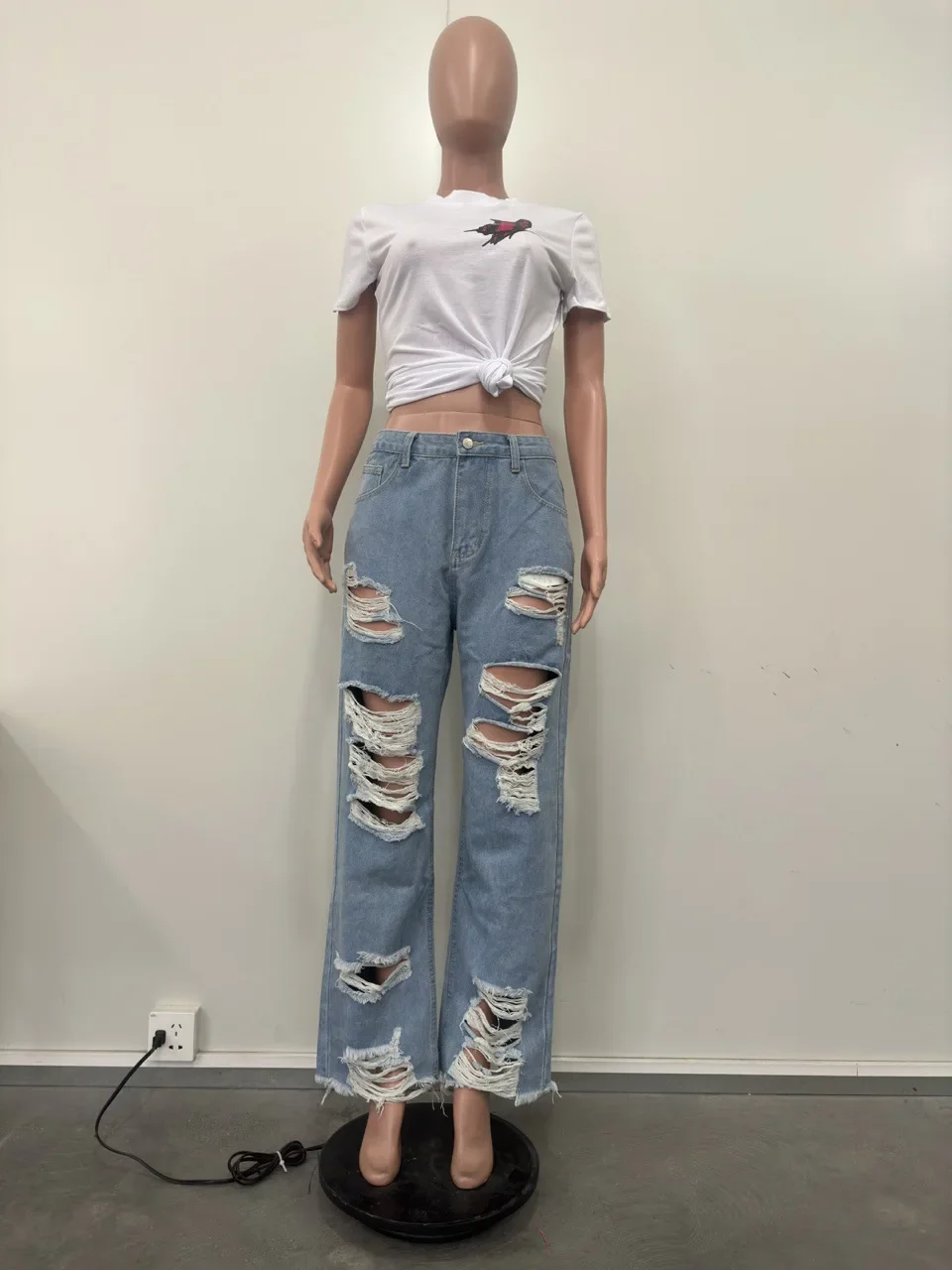 Hole Jeans for Women Ripped Straight Pants Mid Waist Distressed Washed Pockets Vintage Denims 2025 Streetwear Female Trousers - Image 6