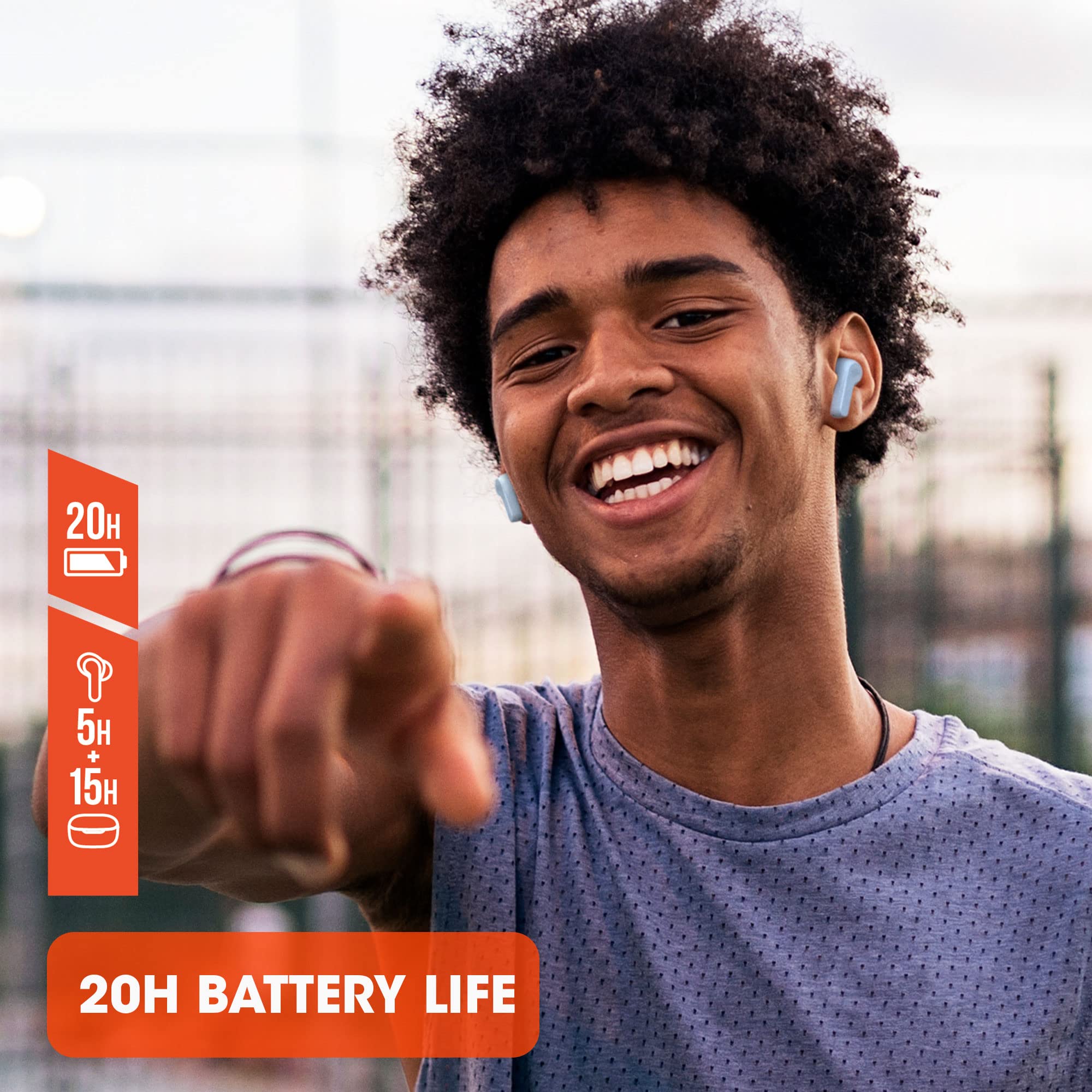 JBL Vibe 200TWS True Wireless Earbuds - White, Small - Image 3