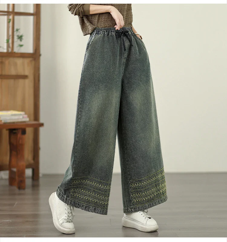 Jeans Women 2025 Autumn New Jeans Retro Heavy Industry Embroidery Ethnic Style Elastic Waist Casual Oversized Wide Leg Pants - Image 6