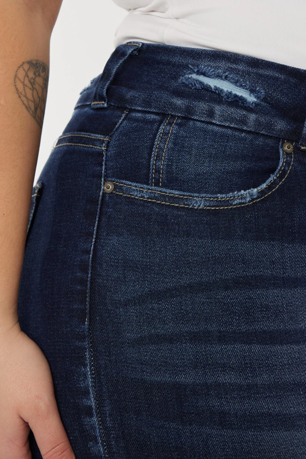 Kancan Full Size Cat's Whiskers Raw Hem High Waist Jeans - Image 13