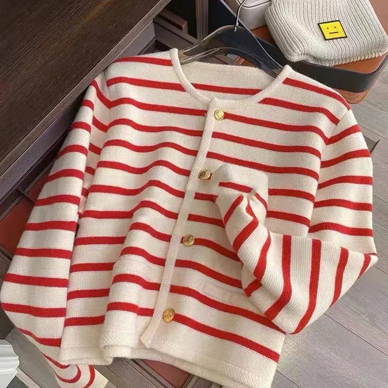 Korean Fashion Sweater Cardigan White Black Striped Knitted Sweater Women 2023 Winter Short Cardigan Long Sleeve Cardigan Female - Image 2