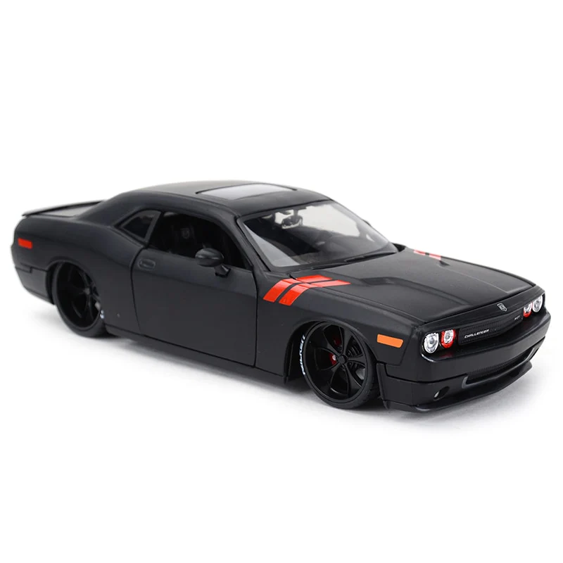 Maisto 1:24 2008 Dodge Challenger Sports Car Static Die Cast Vehicles Collectible Model Car Toys - Image 5