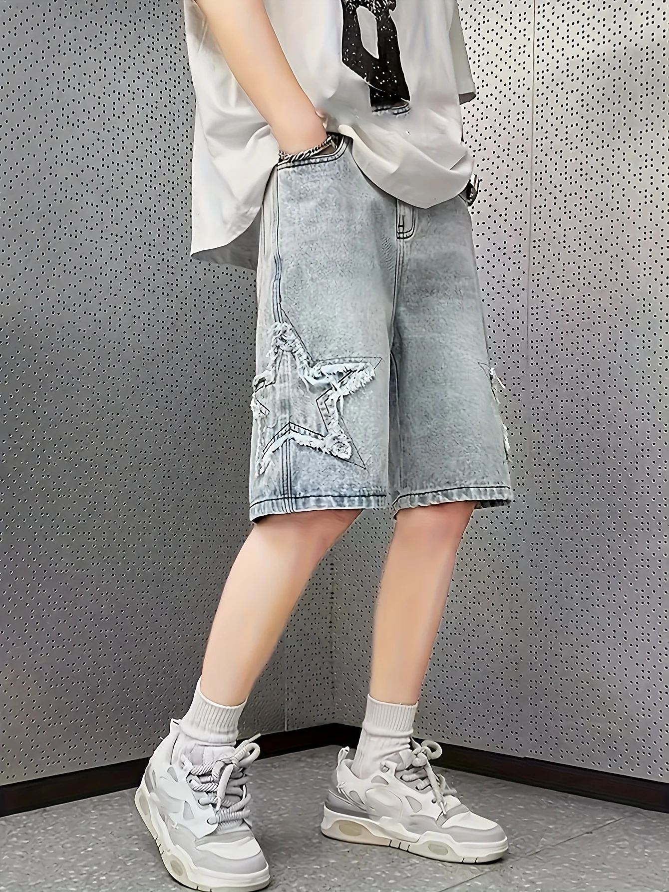 Men's Solid Wide Leg Denim Shorts With Star Pattern, Summer Trend Leisure Jorts - Image 3