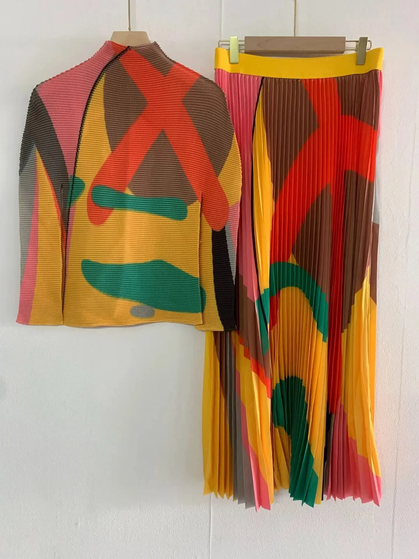 Miyake Pleated Suit Women's 2023 Spring Summer New Fashion Printing All-match Large Free Size Slim Top&Skirt 2 Pcs Set - Image 12