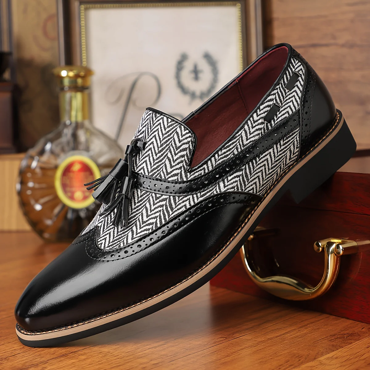 Plus Size Men's Trendy Wingtip Slip On Tassel Loafer Shoes, Comfy Non Slip Durable Rubber Sole Walking Shoes, Men's Footwear