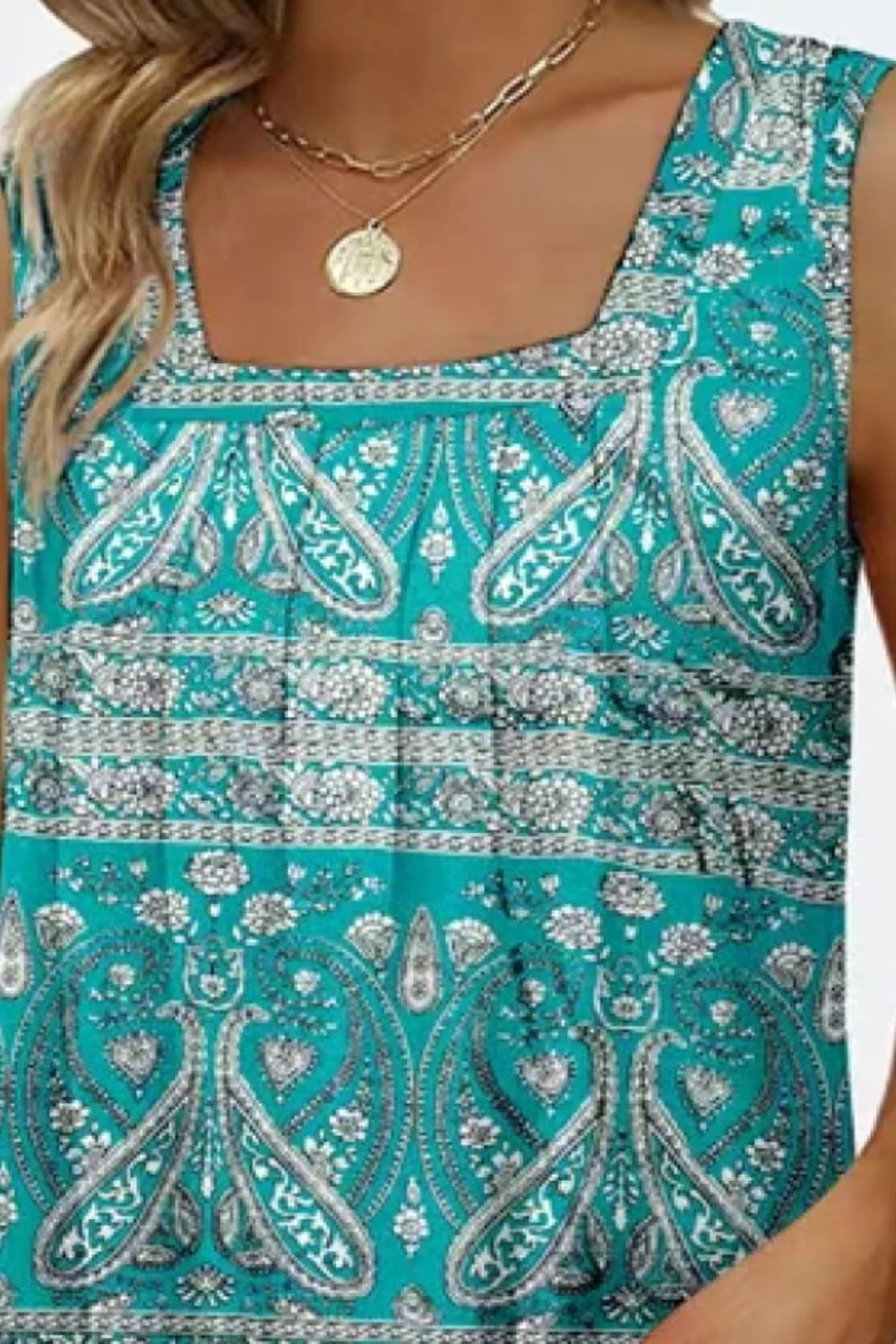 Printed Square Neck Curved Hem Tank - Image 24