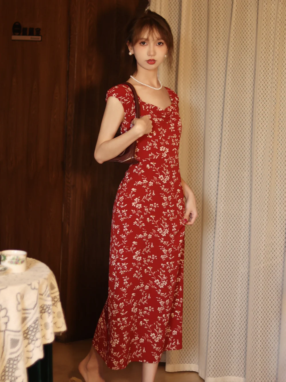 Retro V-neck Hip Red Small Floral Women's Summer Holiday Skirt - Image 3