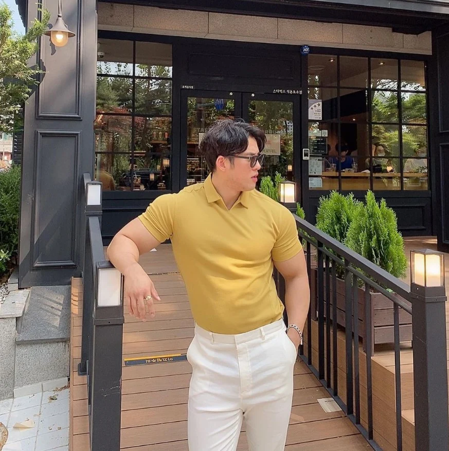 Summer V-neck muscular sport Polo shirts with solid-color lapels, round bottoms body-slimming fitness shirts and short sleeves - Image 10