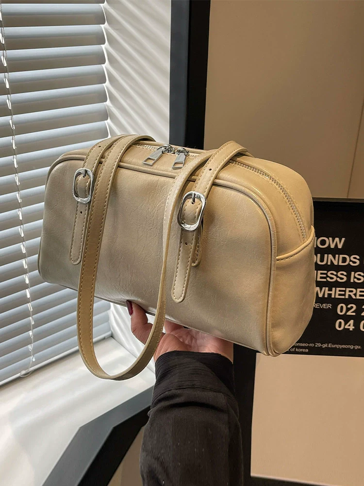 This Year's Popular Bag Women's 2024 New Arrival Trendy Pure Color Fancy Shoulder Bag Spring Stylish Textured Commuter Bag - Image 3