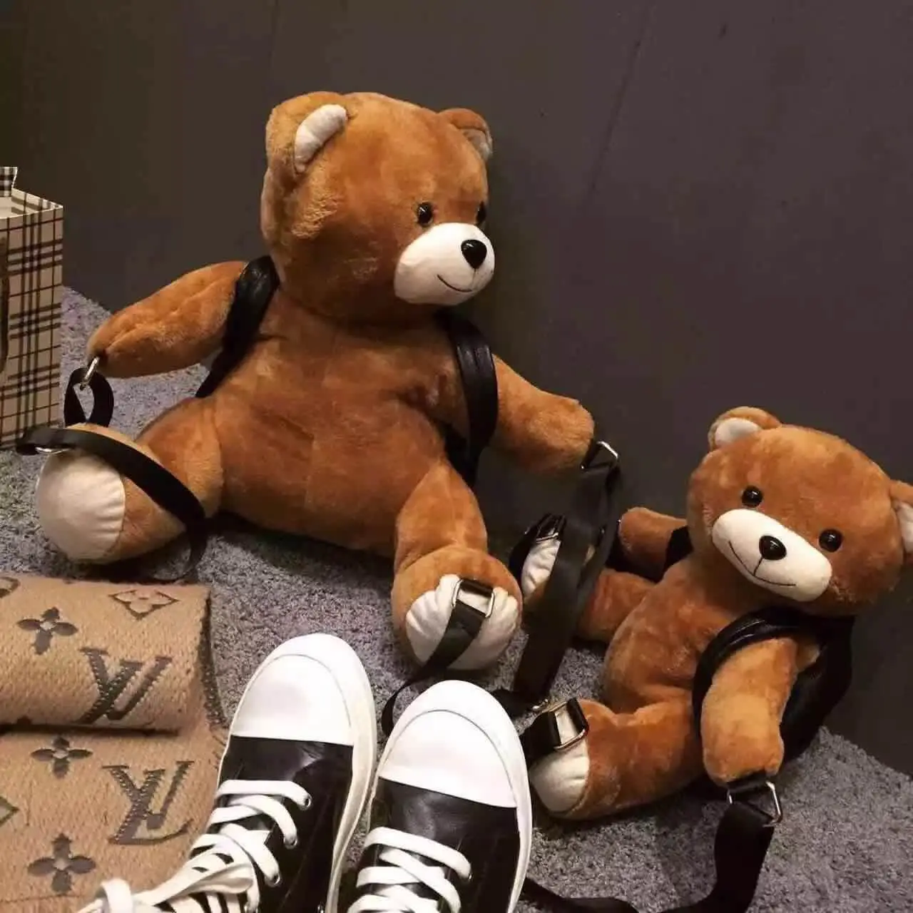 Winter Women/Girls Fashion Leather Backpack Plush Teddy Bear Backpack/School bag fmous brand leisure small backpack bag - Image 2