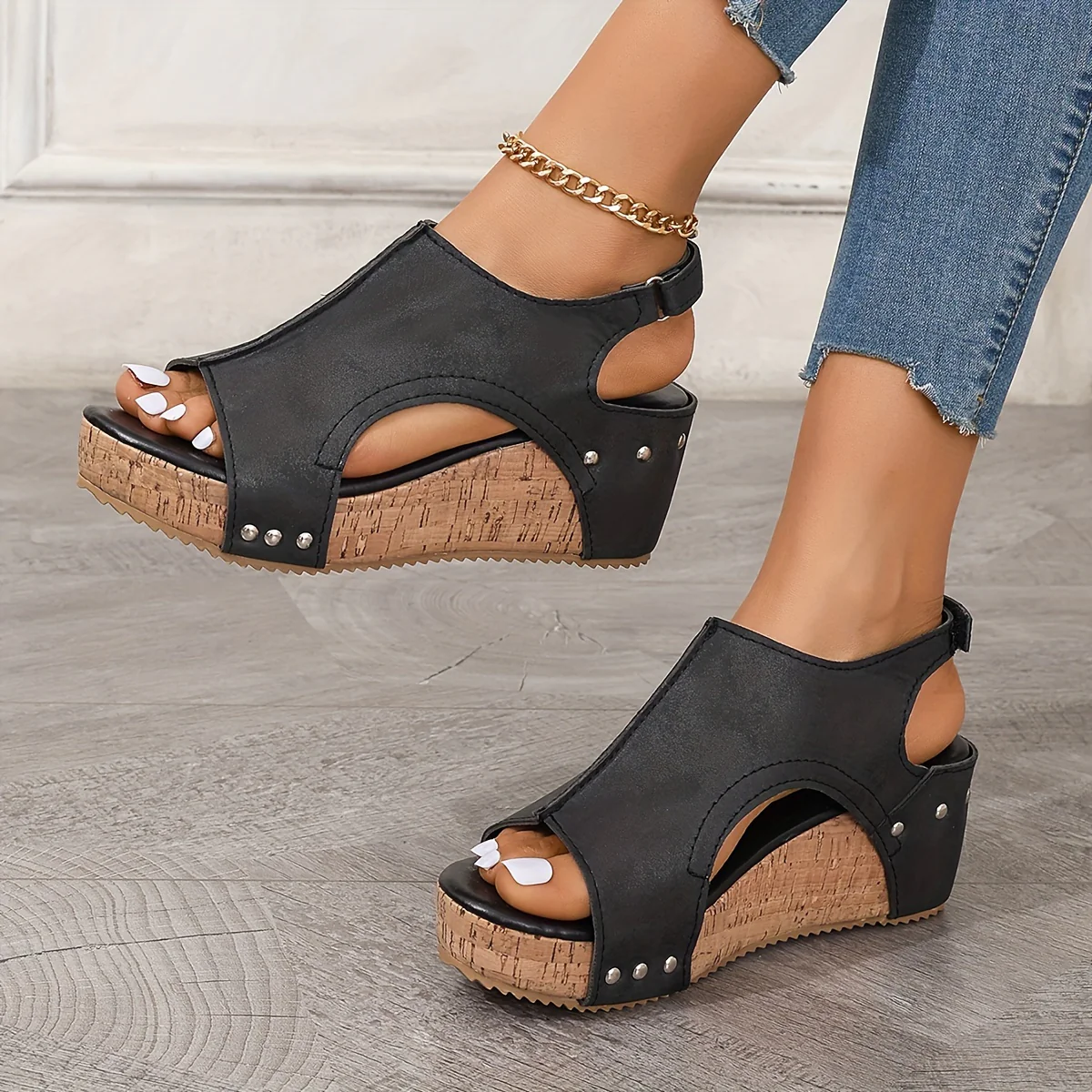 Womens Fashionable Retro Wedge Sandals - Stylish Peep Toe, Adjustable Buckle & Slingback - Comfortable Platform for Casual Summer Outings - Image 4